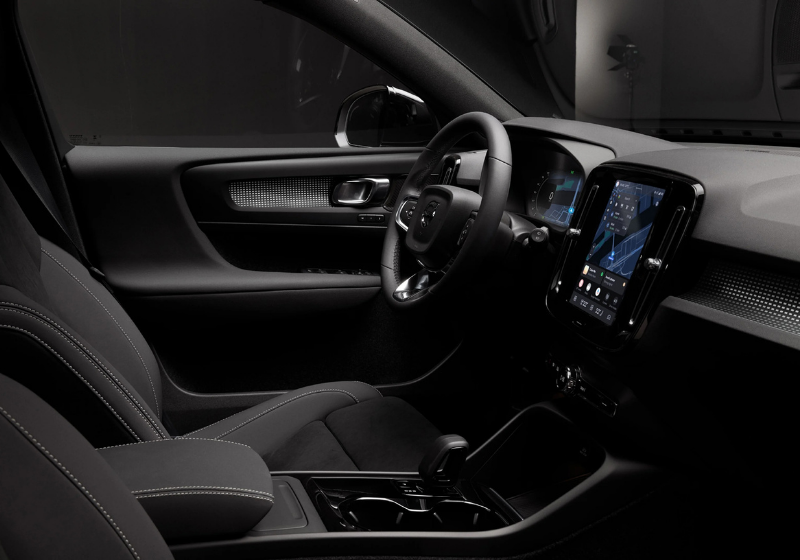 Volvo EX40